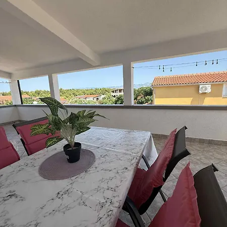 Sandra Appartement *